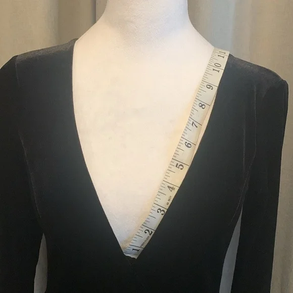 Kimchi Blue “Velour” Deep V-Neck Black Dress Size Small - Picture 4 of 15